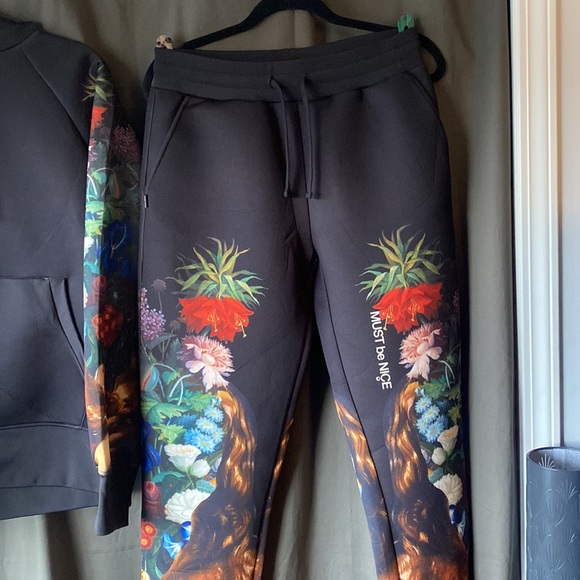 NWOT Ripndip Floral Sweatshirt and Sweatpants - Picture 3 of 6